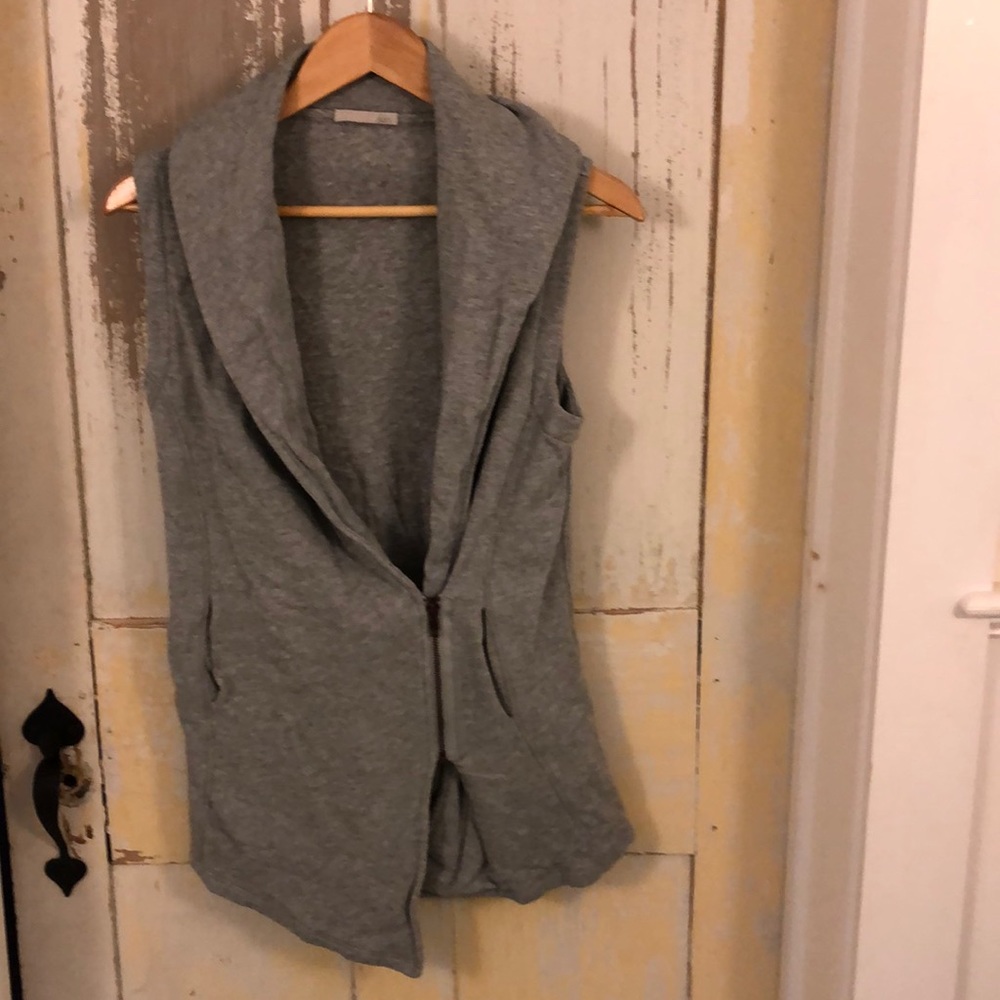 Asymmetrical vest from the company skin